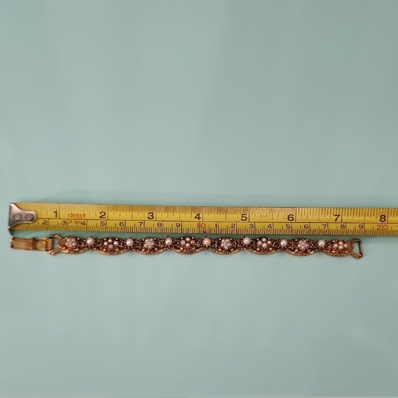 Florenza Bracelet - Picture 7 of 8